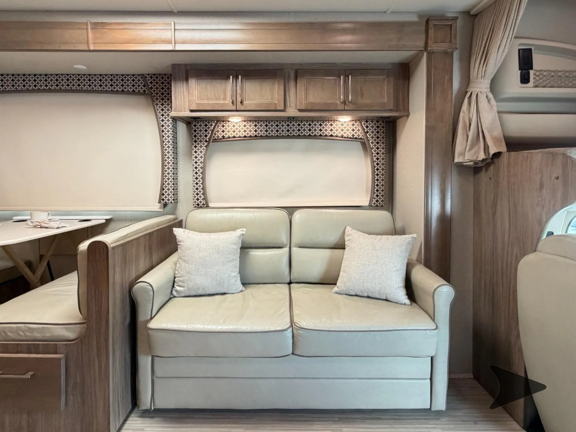2018 Entegra Coach Esteem 29V - Photo 3