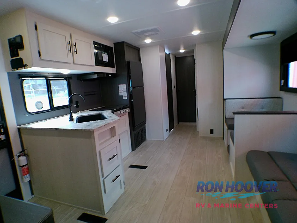 2027 Shasta RVs i-5 Edition 532BEDS, Photos photo 20