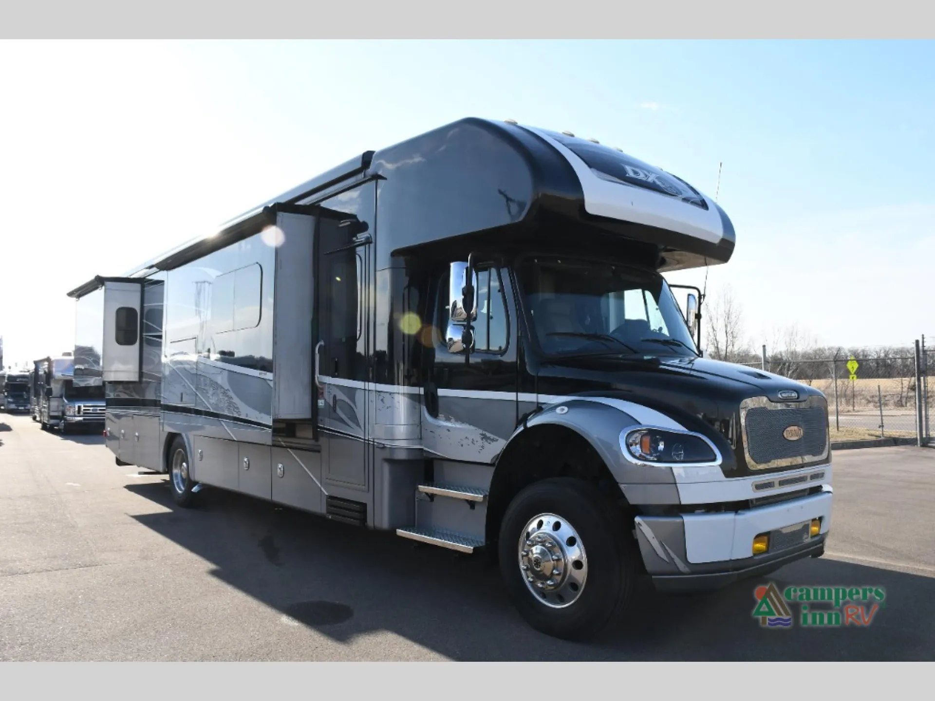 2021 Dynamax Corp DX3 37TS - Photo 3