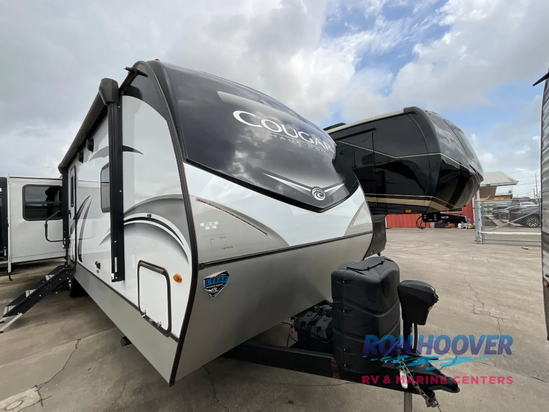 2022 Keystone RV Cougar Half-Ton 33RLI - Photo 3
