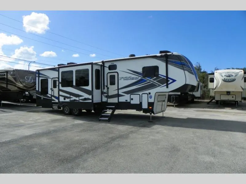 2020 Keystone Fuzion 373 - Photo 2