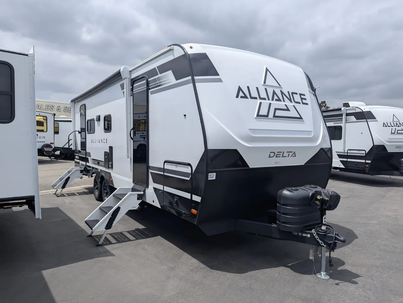 2027 Alliance RV Delta 252RL - Photo 2