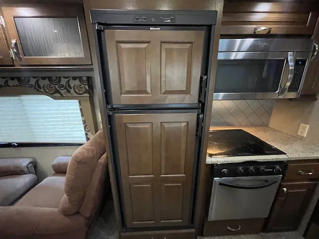 2016 Forest River Cedar Creek Silverback 29IK, Photos photo 18