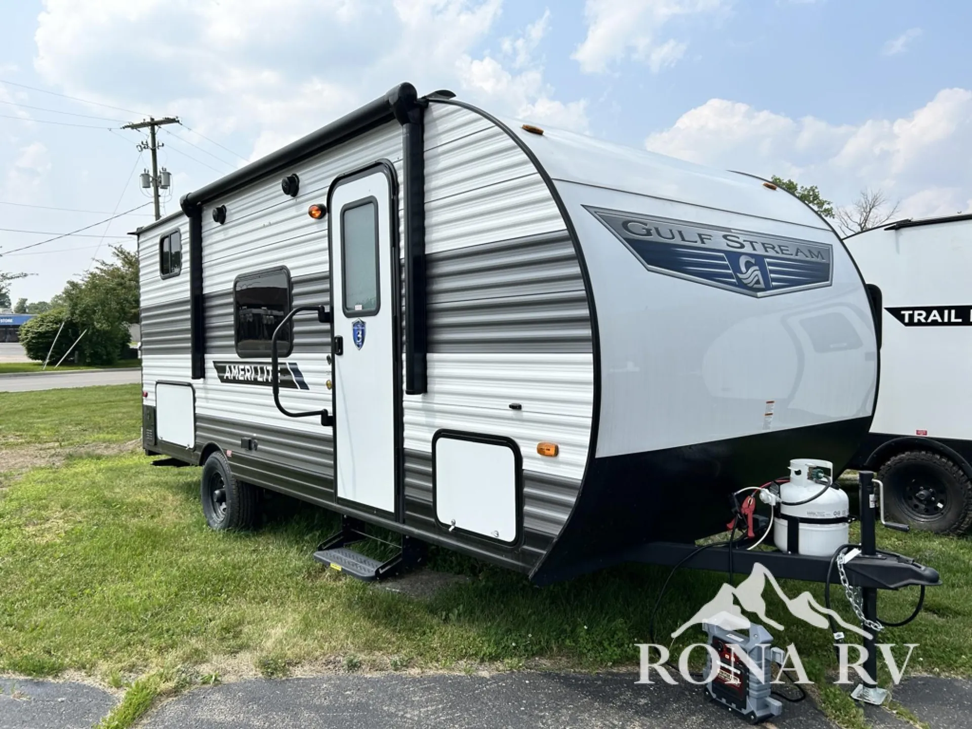 2025 Gulf Stream RV Ameri-Lite 197BH - Photo 2