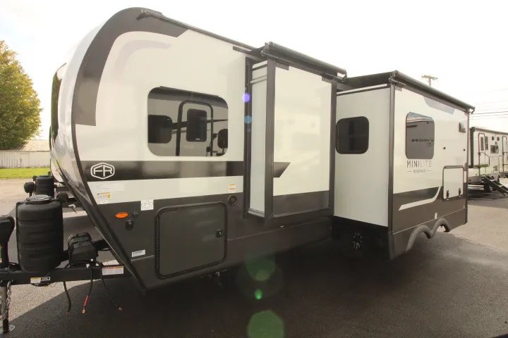 2026 Forest River Rockwood Mini Lite 2522FB - Photo 4