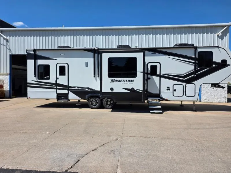 2023 Grand Design Momentum G-Class 350G - Photo 3