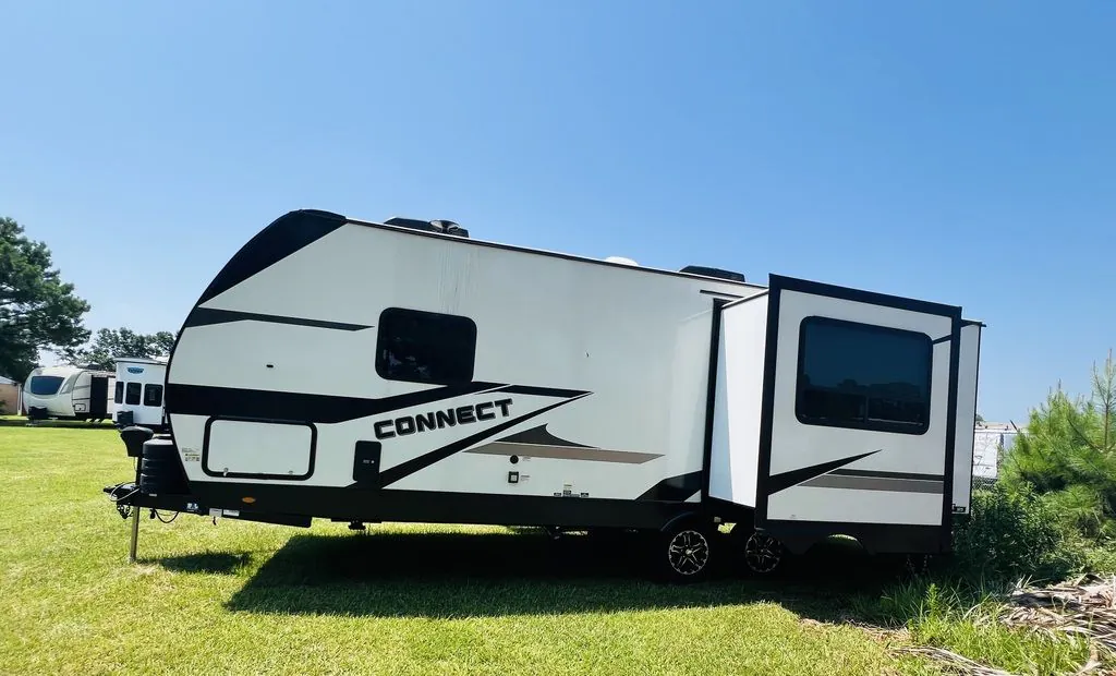 2024 K-Z Connect C241RLK - Photo 4