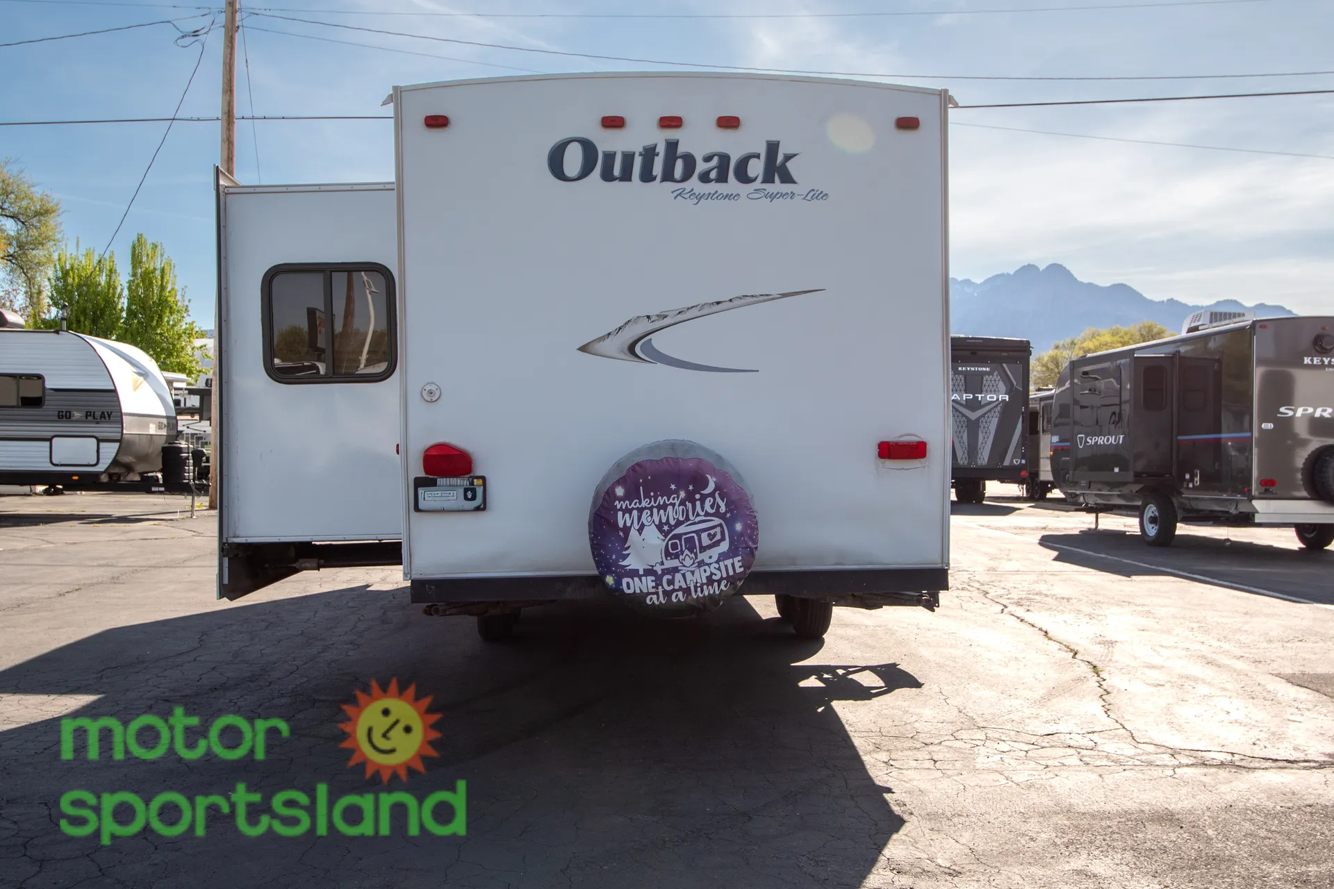2011 Keystone Outback 260FL - Photo 4