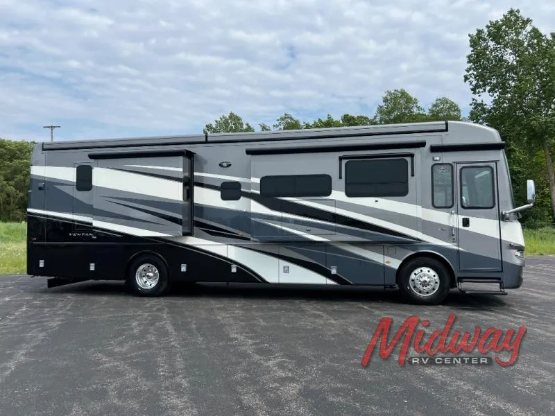 2026 Newmar Ventana 3809 - Photo 2