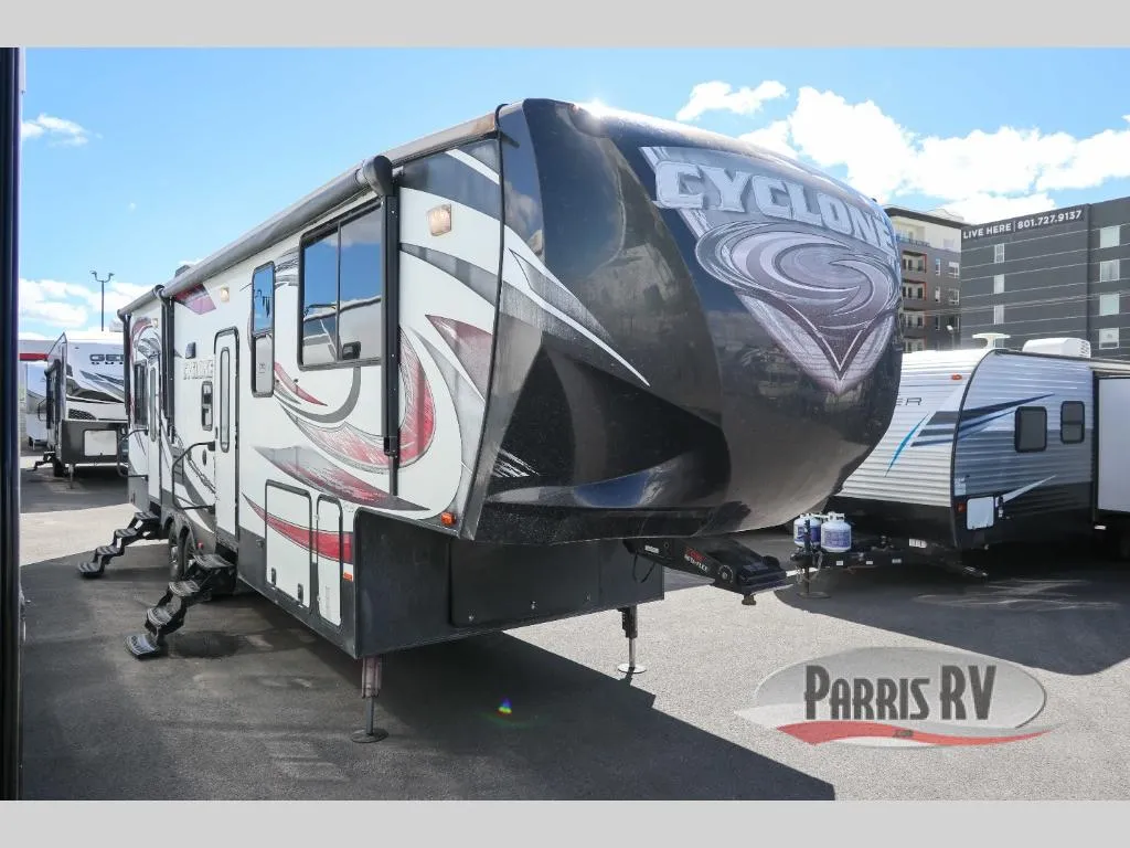 2015 Heartland Cyclone 3010 - Main photo
