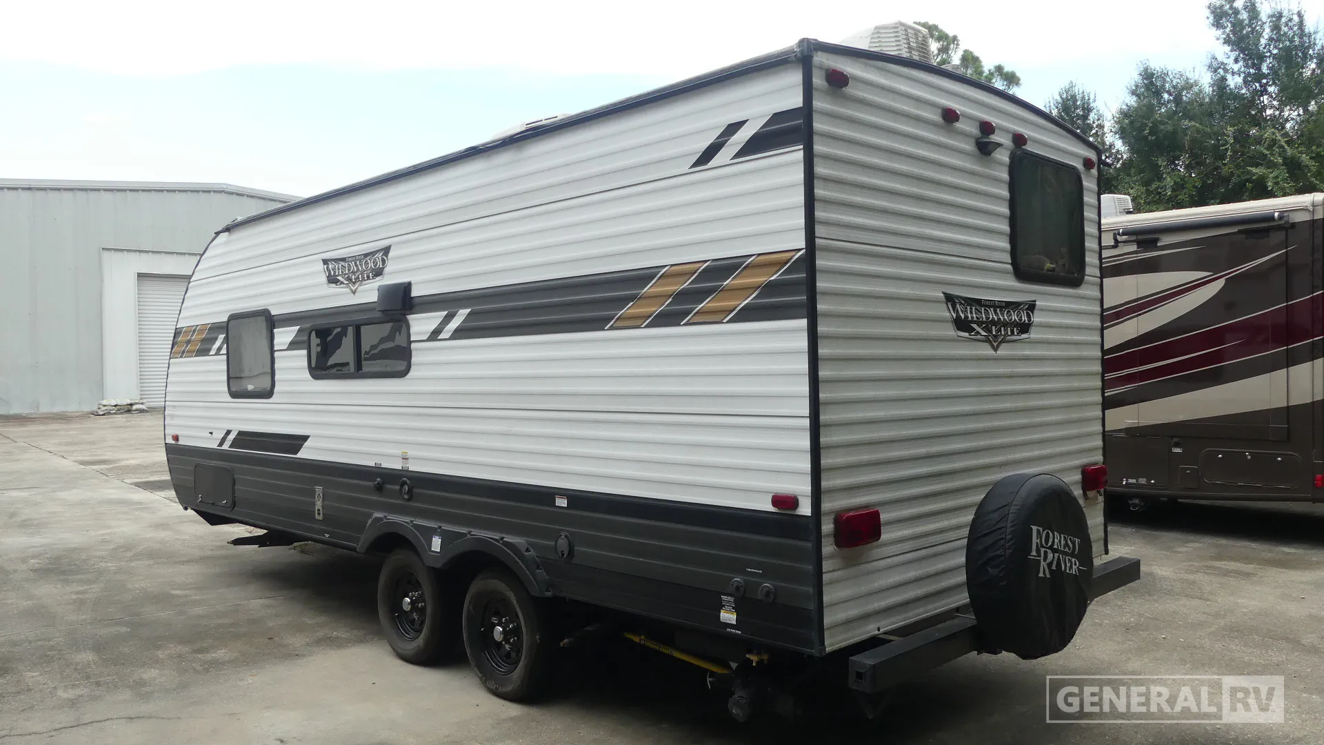 2020 Forest River Wildwood X-Lite 19DBXL - Photo 4