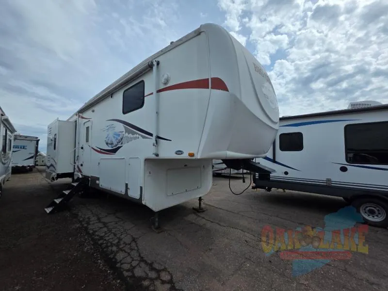 2008 Heartland Big Country Used    3075 RL - Main photo