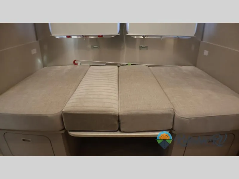 2026 Airstream Caravel 20FB - Photo 3