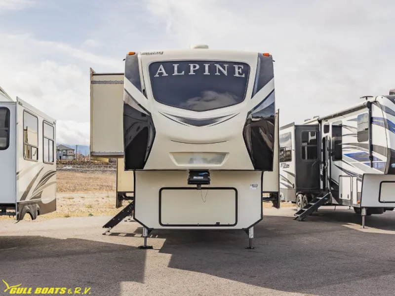 2019 Keystone Alpine 3800FK - Photo 2