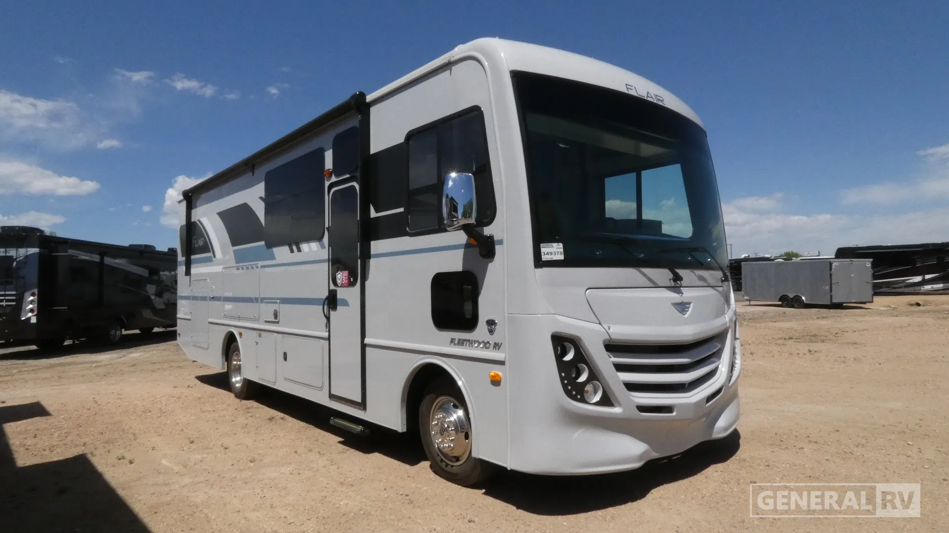 2026 Fleetwood Flair 29M - Photo 2