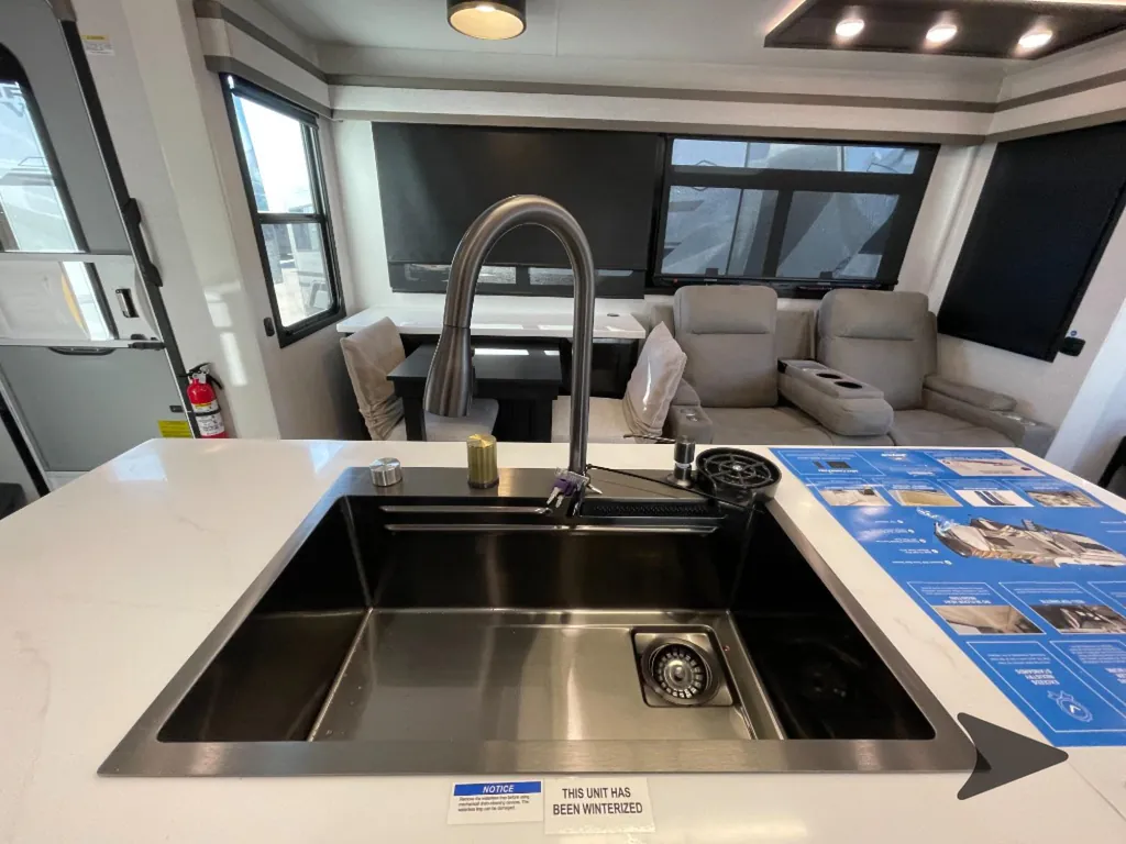 2027 Jayco Pinnacle 32RLTS, Photos photo 33