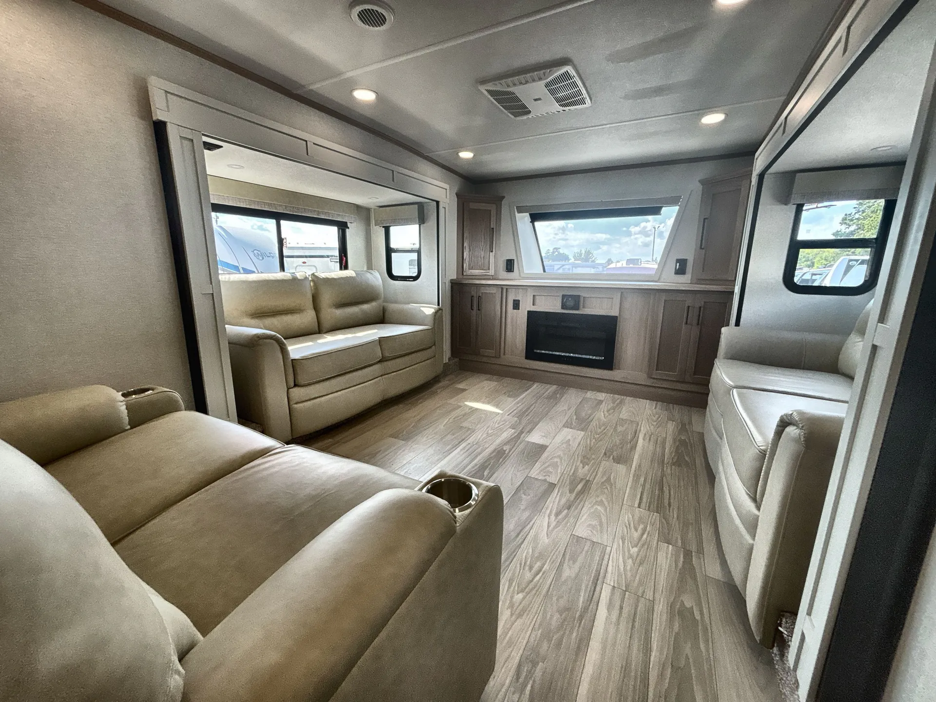 2025 Forest River Sandpiper 3990FL — living area main