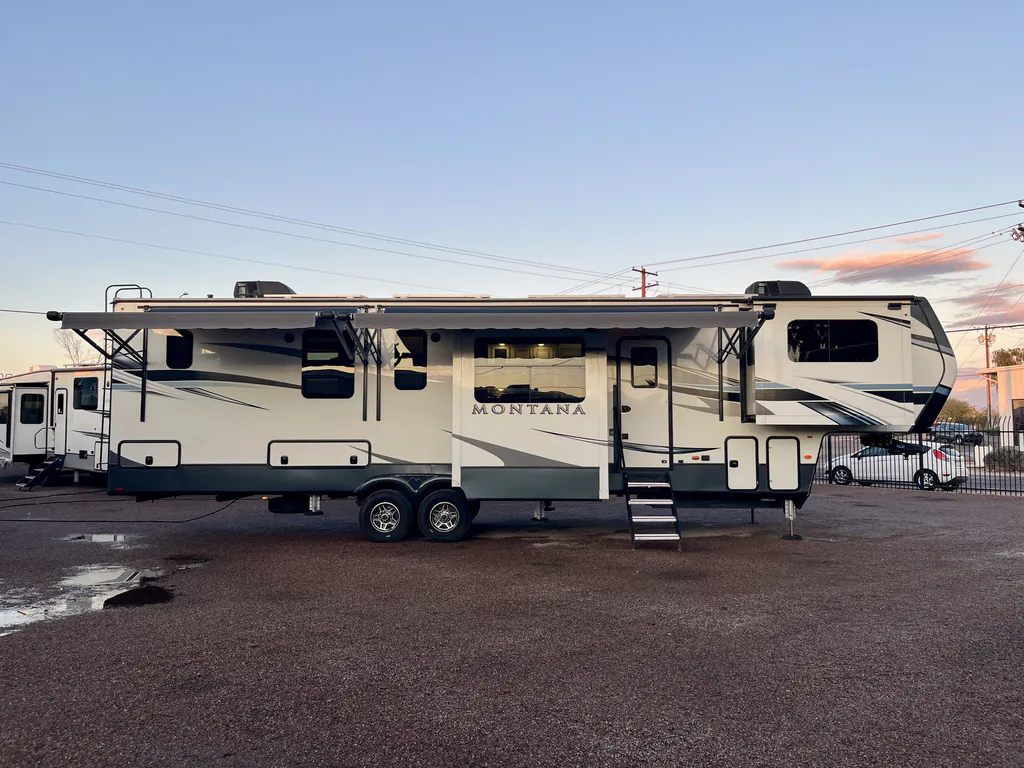 2021 Keystone Montana 3763BP, Photos photo 16