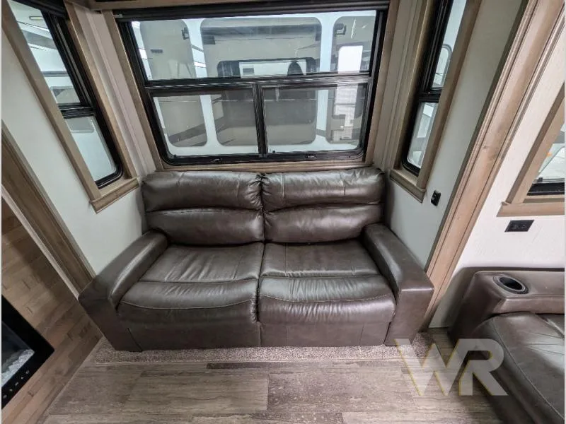 2020 Forest River RV RiverStone 39FK - Photo 2