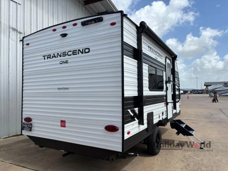 2027 Grand Design Transcend One 151RB - Photo 4