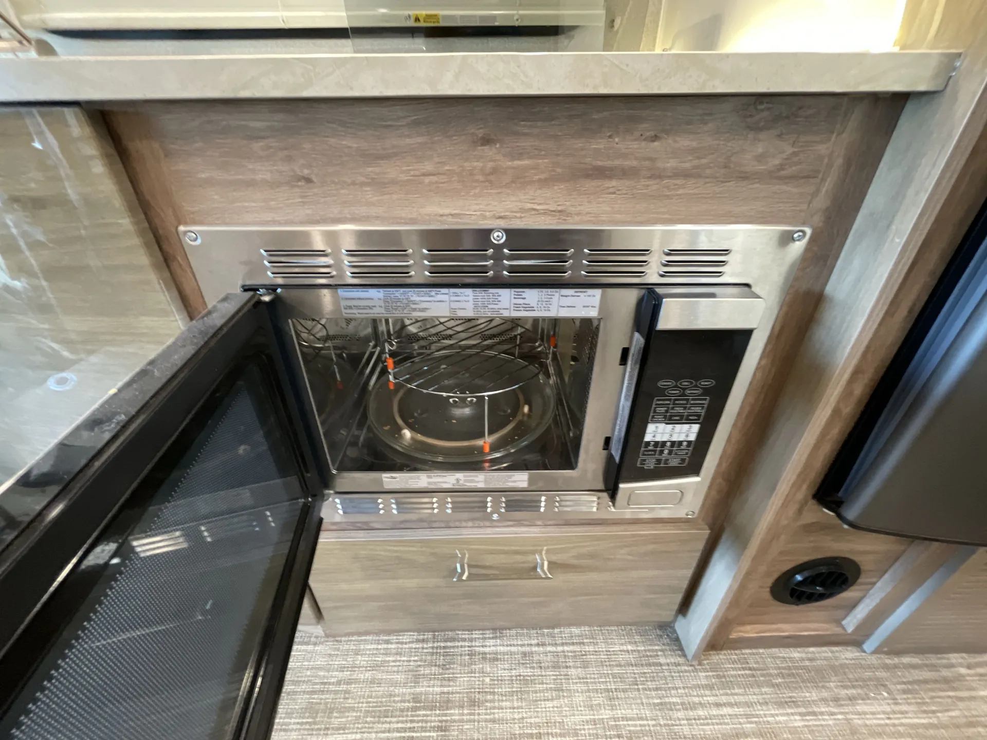 2019 Entegra Coach Qwest 24K — living area main