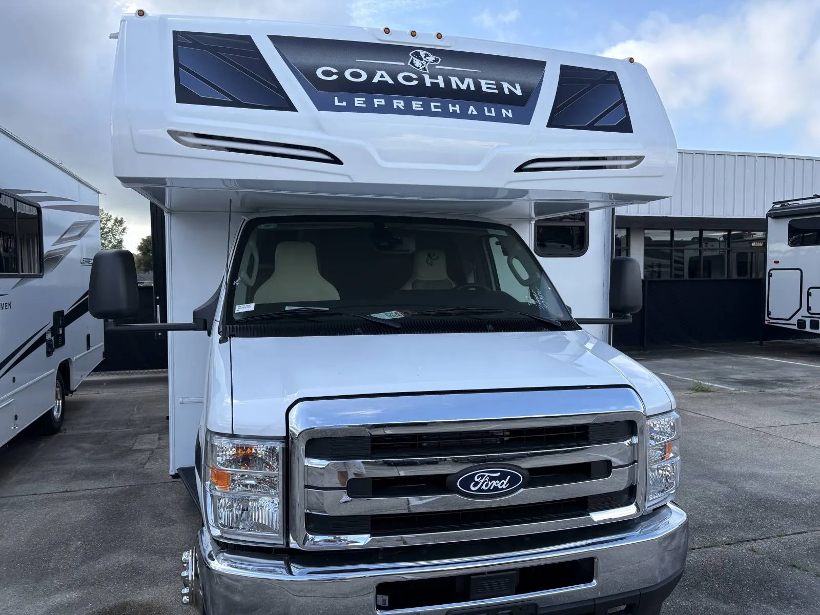 2026 Coachmen Leprechaun 260MB - Photo 4
