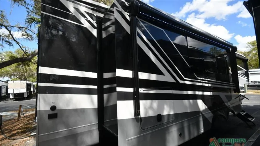 2026 Heartland Bighorn 39RK - Photo 3