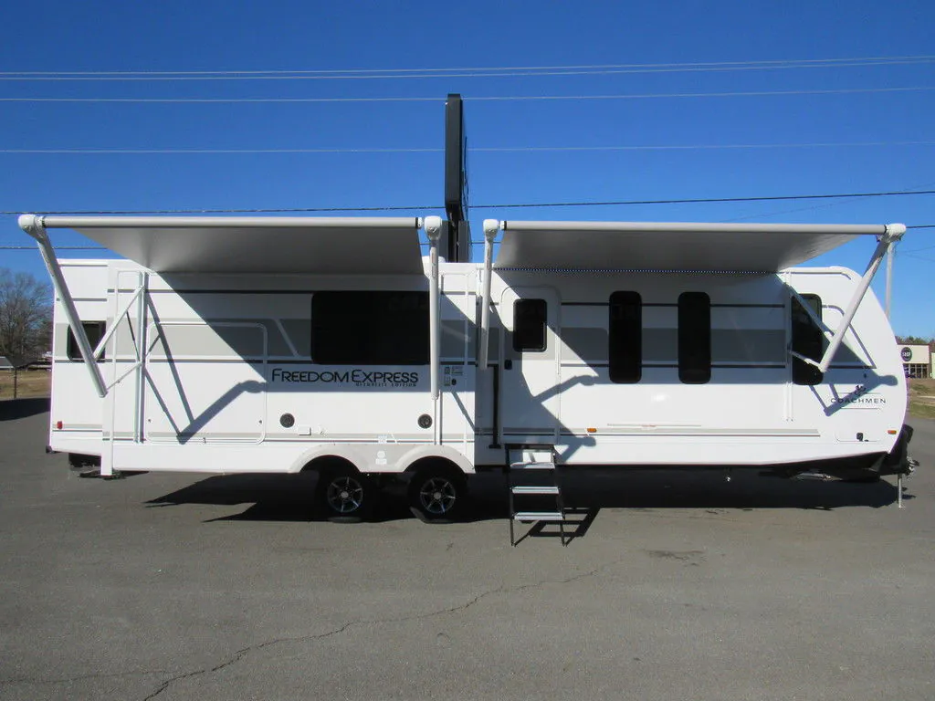 2026 Coachmen Freedom Express Ultra Lite 324RLDS - Photo 4