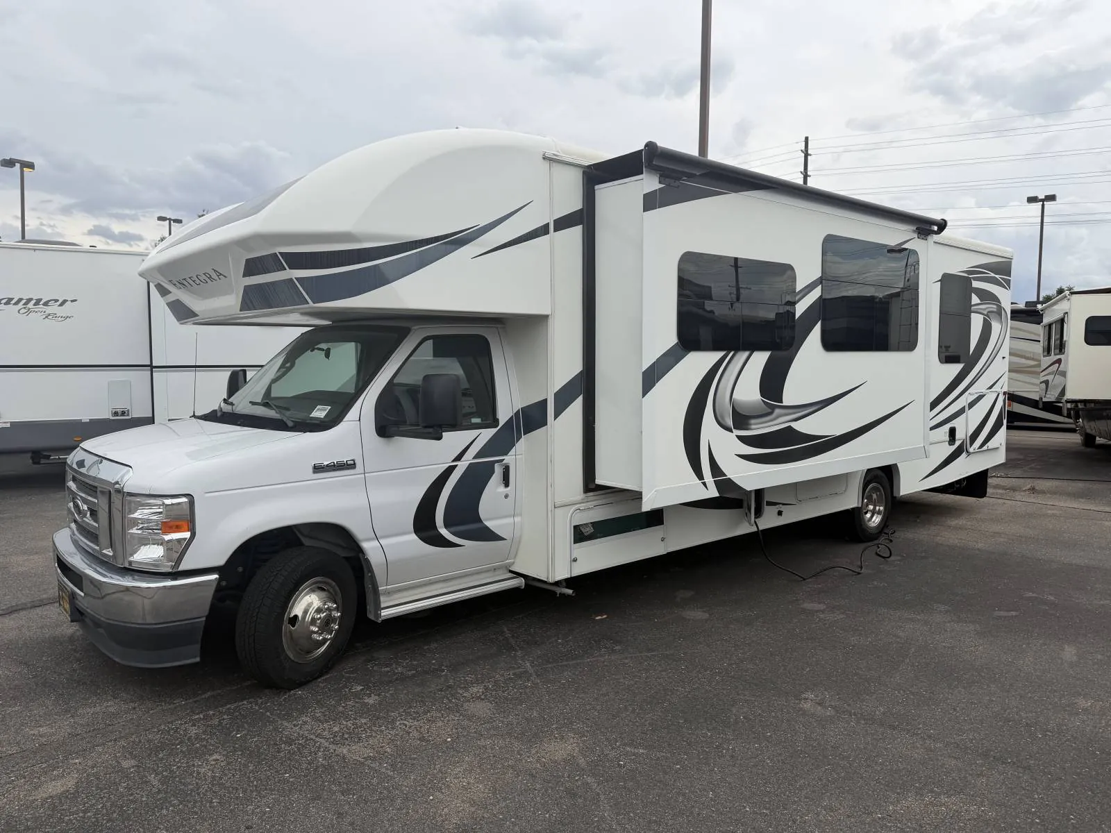 2021 Entegra Coach Odyssey 29K - Photo 3