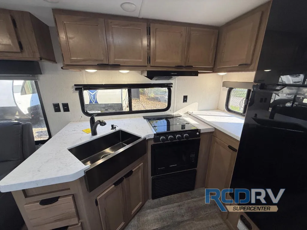 2024 Forest River Cherokee Wolf Den 272RK, Photos photo 12