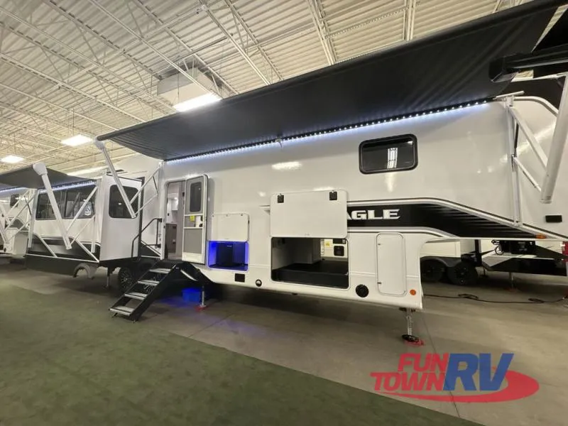 2026 Jayco Eagle 355MBQS - Photo 2