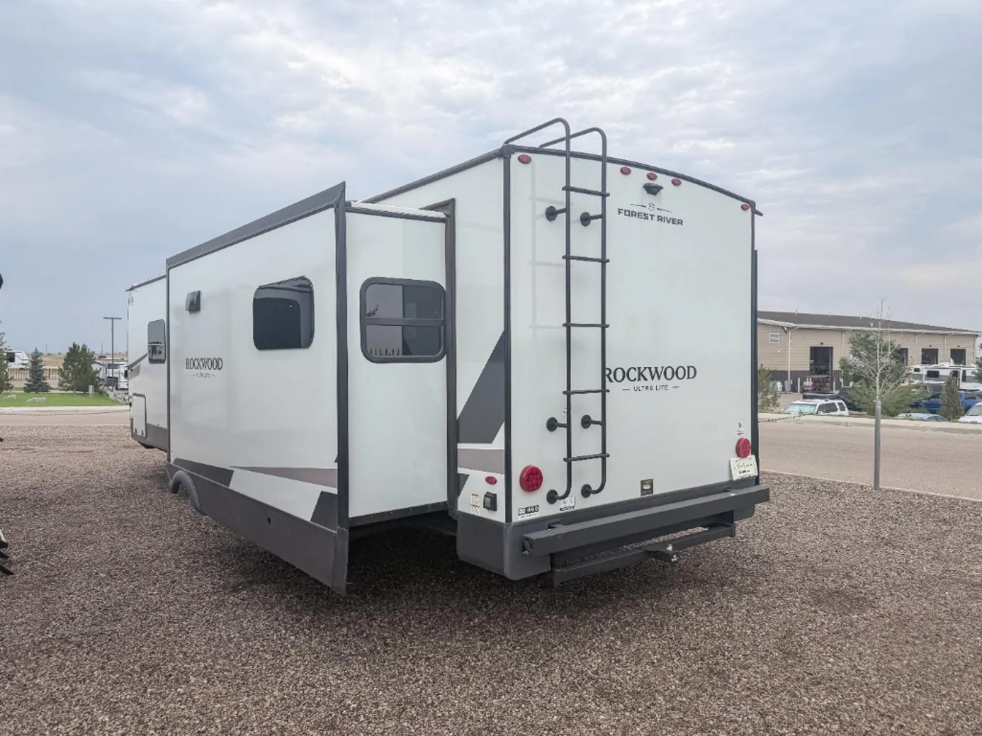 2026 Forest River Rockwood Ultra Lite 2908SRL - Photo 4