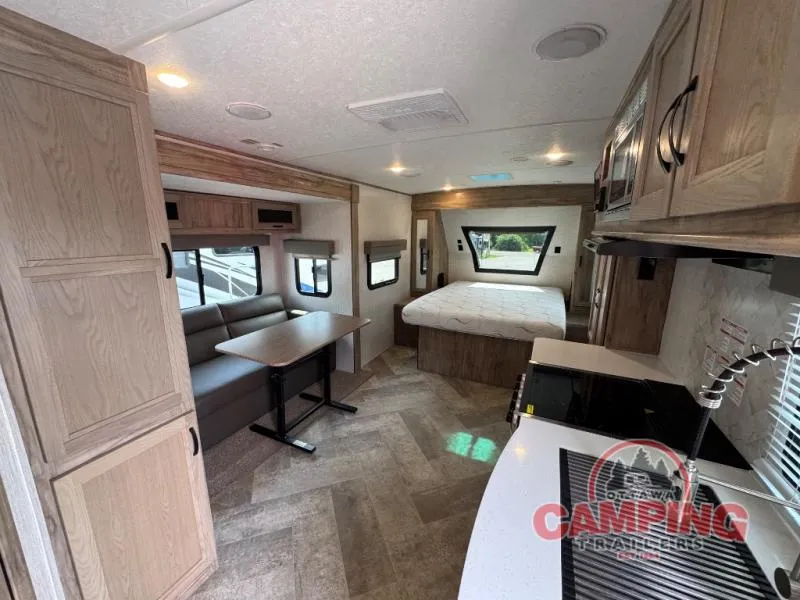2022 Palomino Solaire 208SS - Photo 4