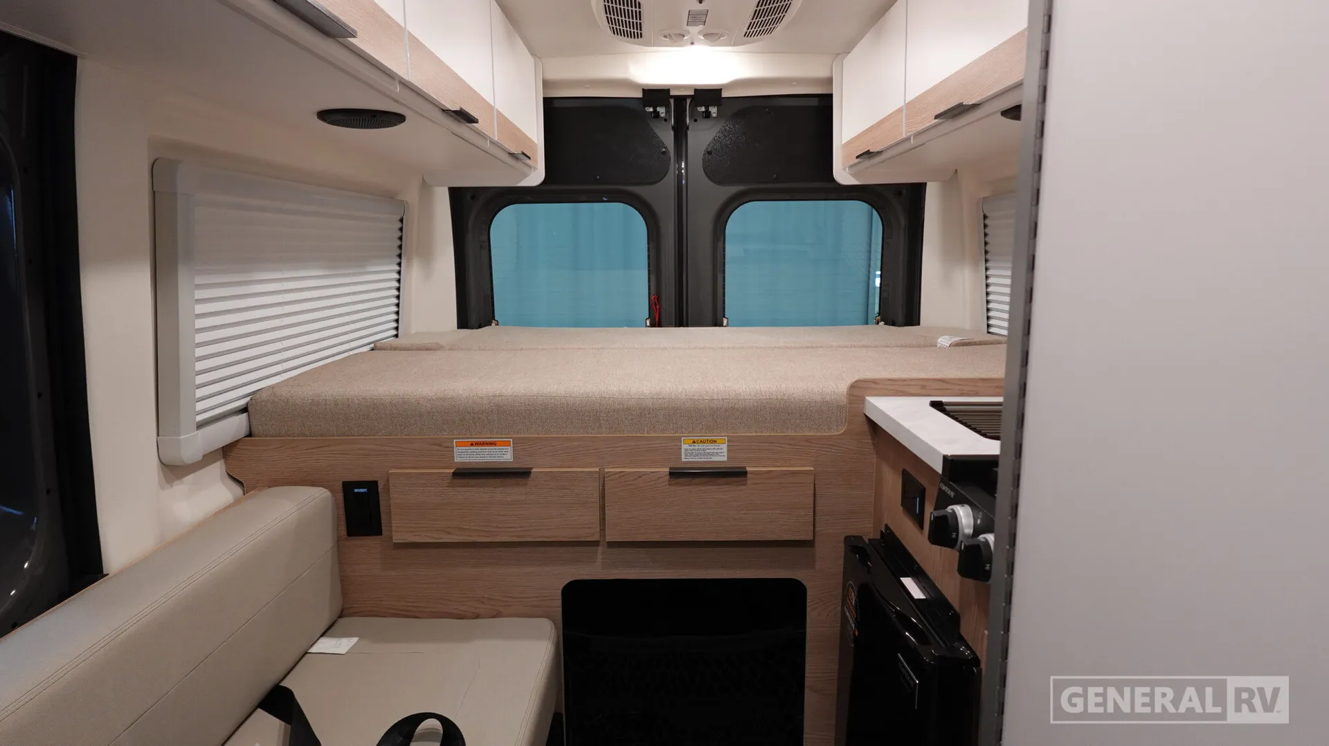 2027 Thor Motor Coach Scope 18Z - Photo 3