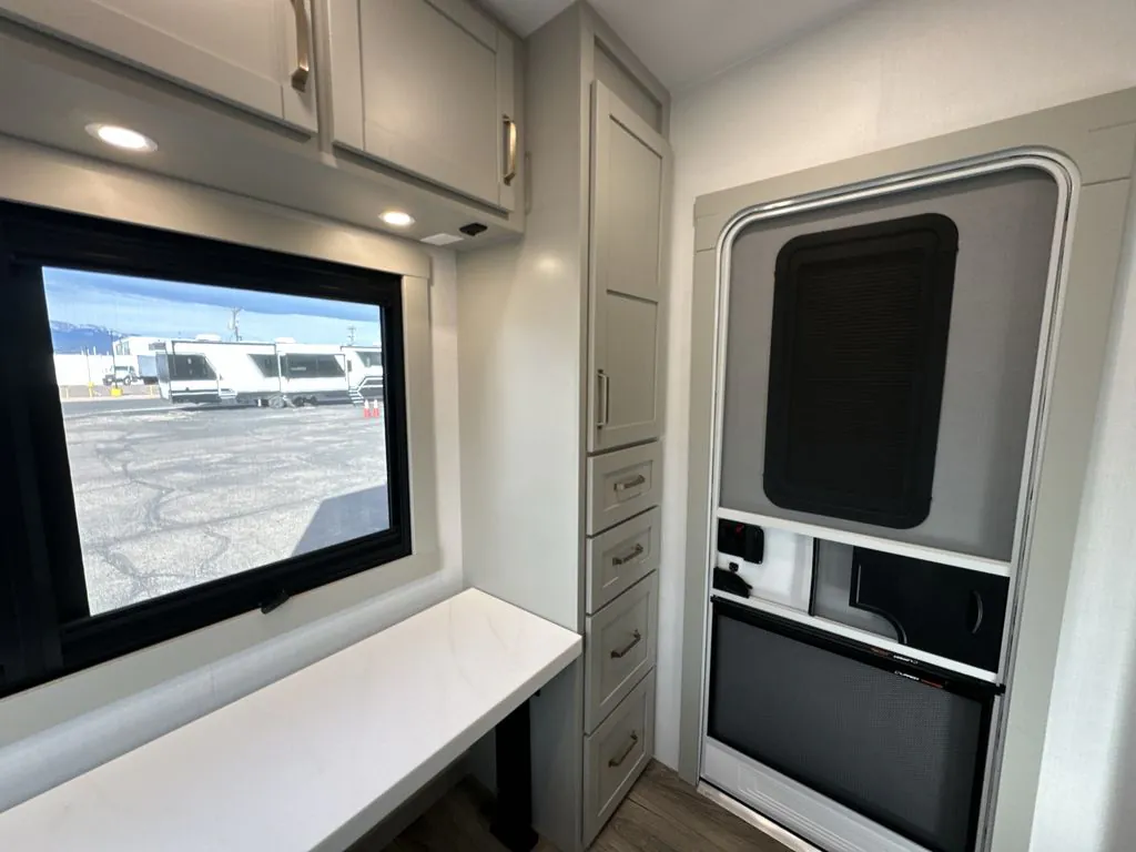 2026 Brinkley Model Z 3515, Photos photo 13