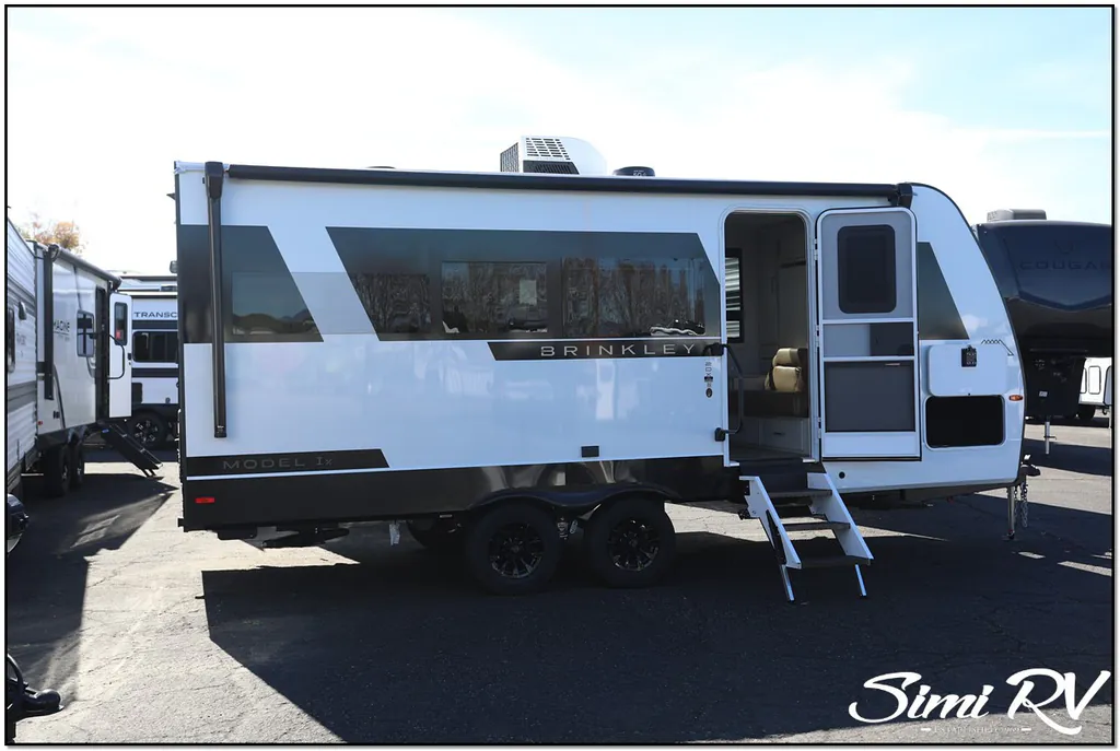 2026 Brinkley Model Ix 20X, Photos photo 4