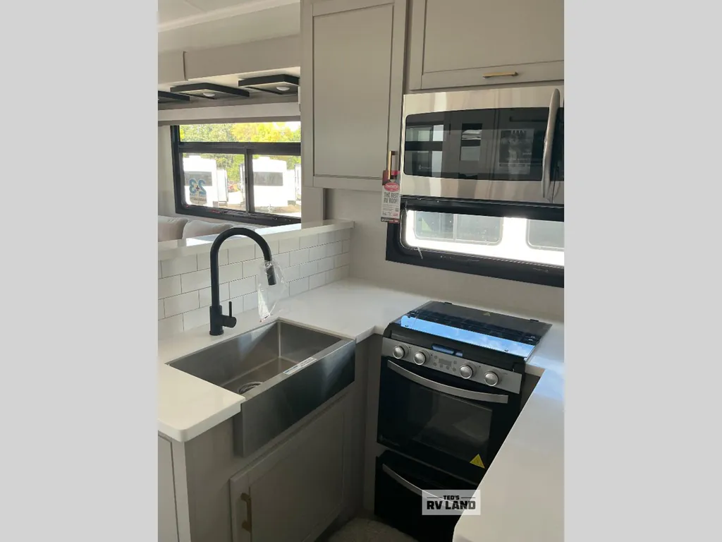 2027 Jayco North Point 391TBBH, Photos photo 20