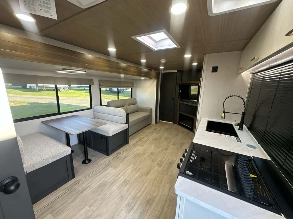 2026 Forest River Vibe Extreme Lite 2600RB, Photos photo 3