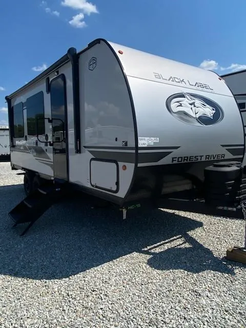 2027 FOREST RIVER CHEROKEE BLACK LABEL 18RR