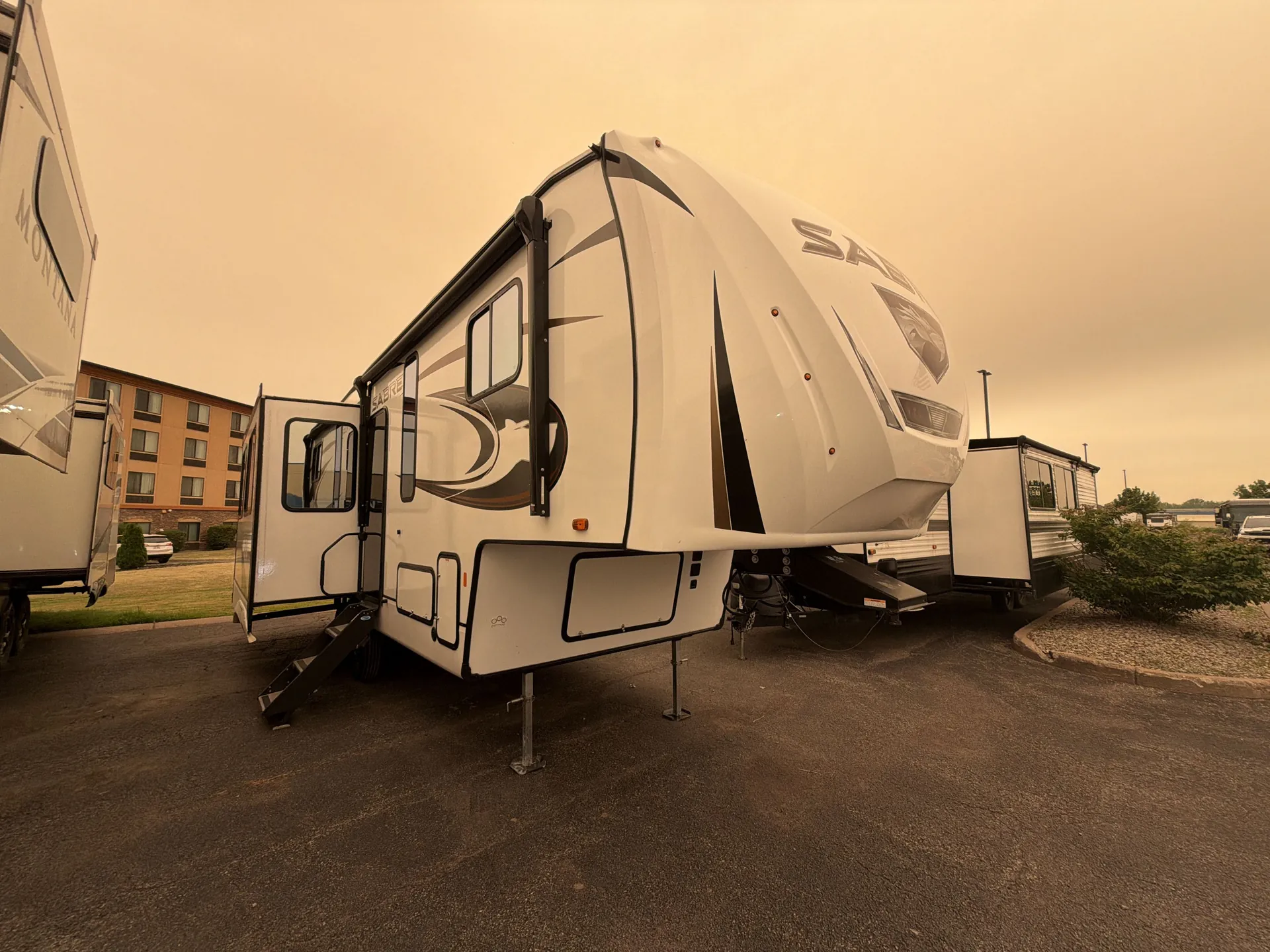 2024 Forest River Sabre 26BBR - Photo 2
