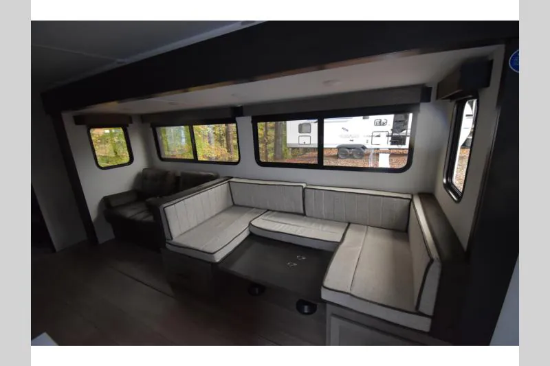 2026 Forest River Cherokee Alpha Wolf 29TB, Photos photo 11