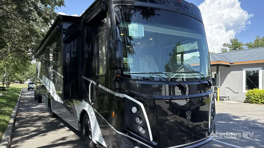 2026 Thor Motor Coach Riviera 34SD - Photo 2