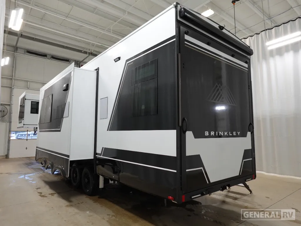 2026 Brinkley Model G 3250 - Photo 4