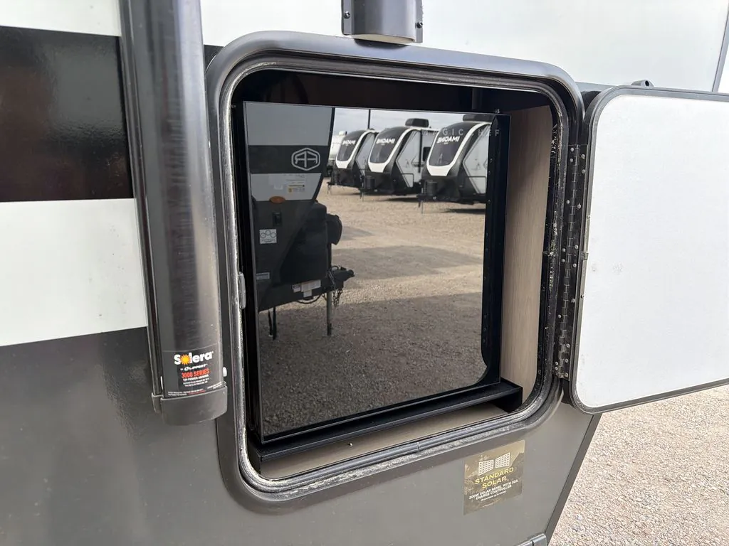2026 Forest River Rockwood Mini Lite 2506FK — Photo 6