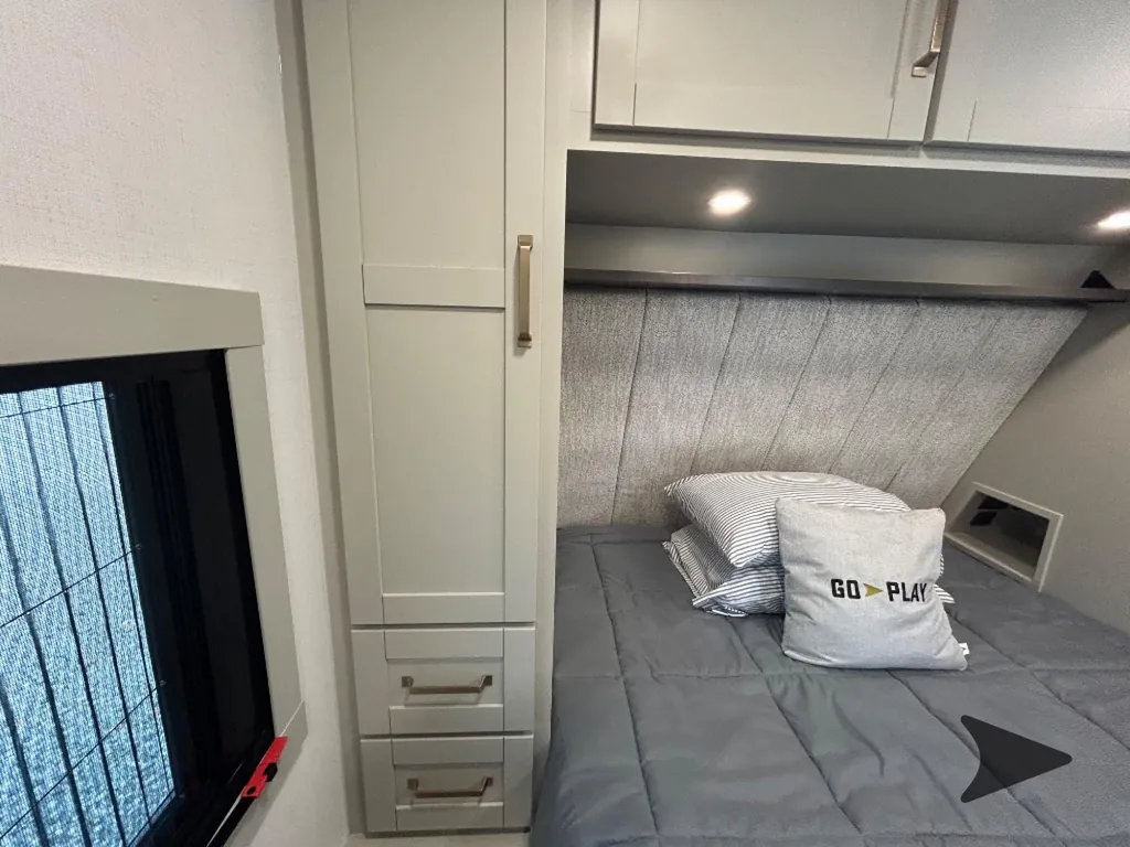 2026 Brinkley Model Z Air 297, Photos photo 40