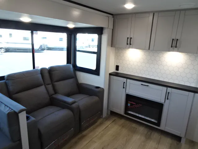 2026 Jayco Jay Feather 29QBH, Photos photo 17