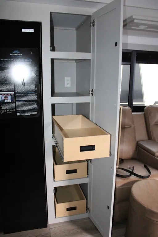 2026 Brinkley Model Z 2810, Photos photo 33