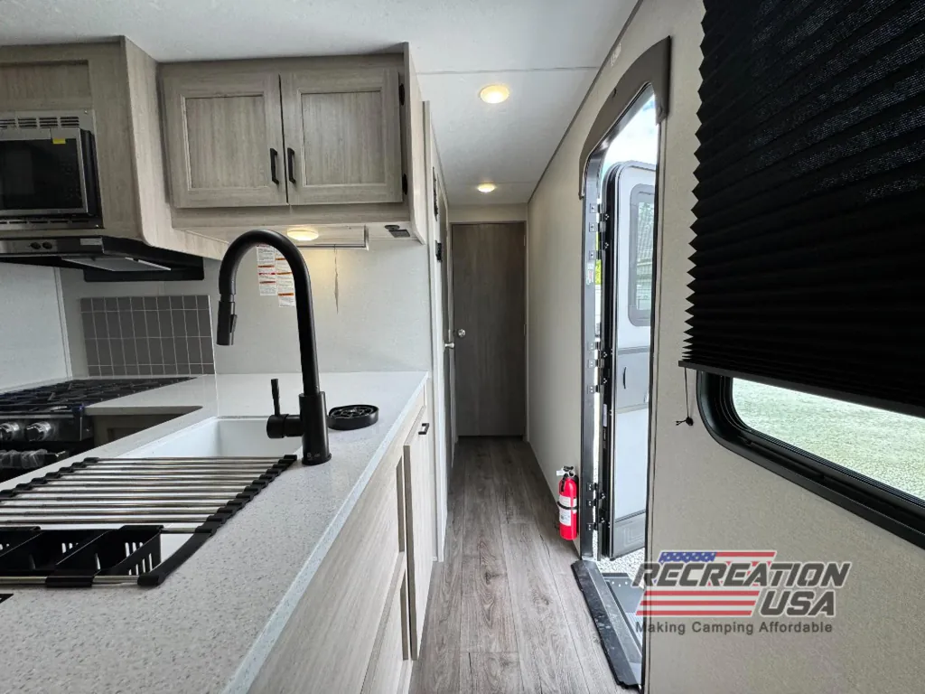 2026 Coachmen Catalina Legacy Edition 283RNR, Photos photo 25