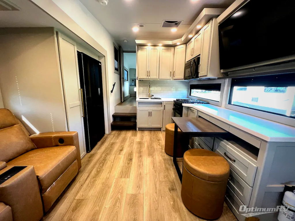 2025 Brinkley Model Z 2670, Photos photo 19