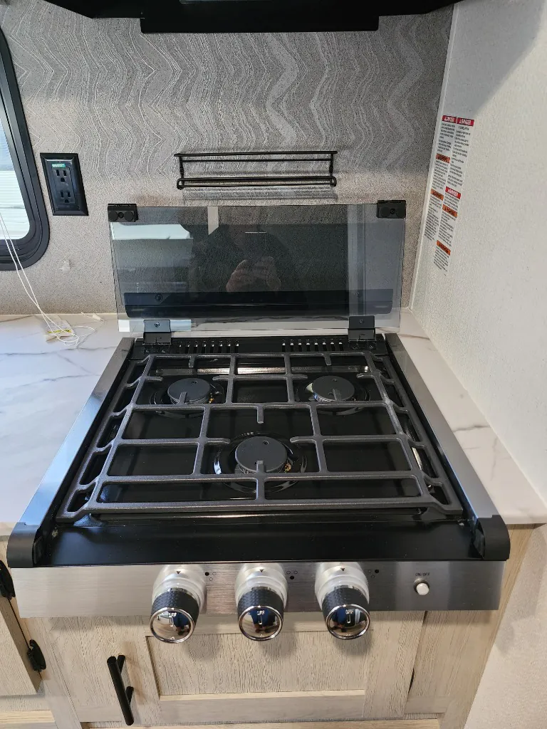 2025 Shasta RVs i-5 Edition 525BHS, Photos photo 37